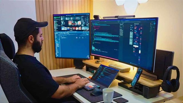 Do You Have to Take Risks for a Career in Programming or Computer Science? Navigating the Future of Coding in an Automated Era