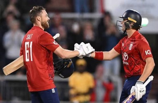 England post record 304/2 to rout South Africa by 146 runs